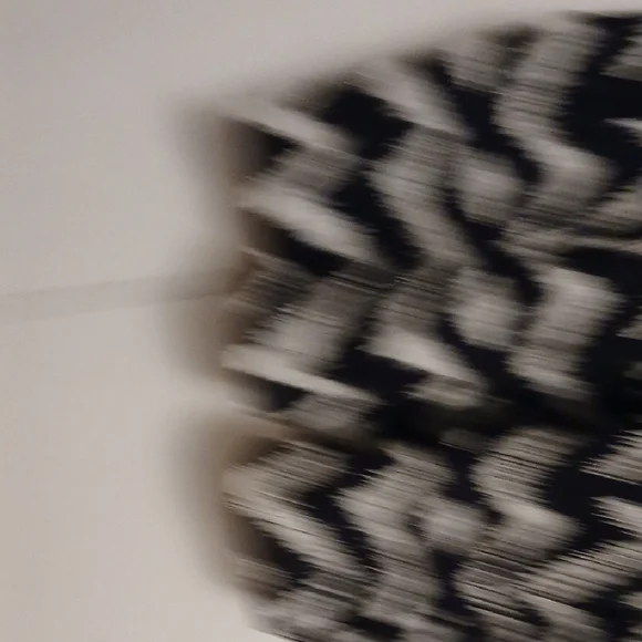 H&M Black and White Long Sleeve Dress - Picture 9 of 10